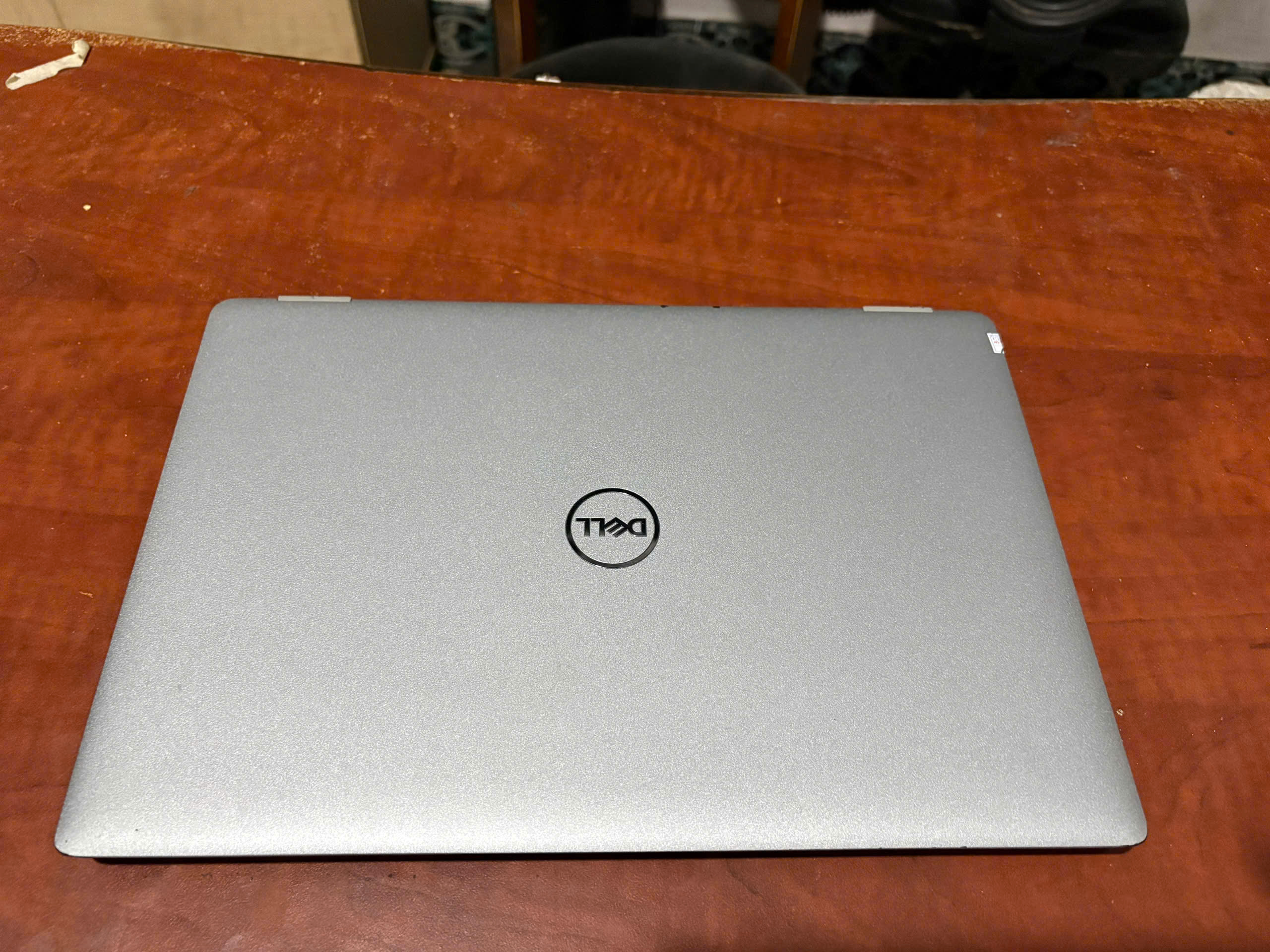 Hoàng Thư Laptop