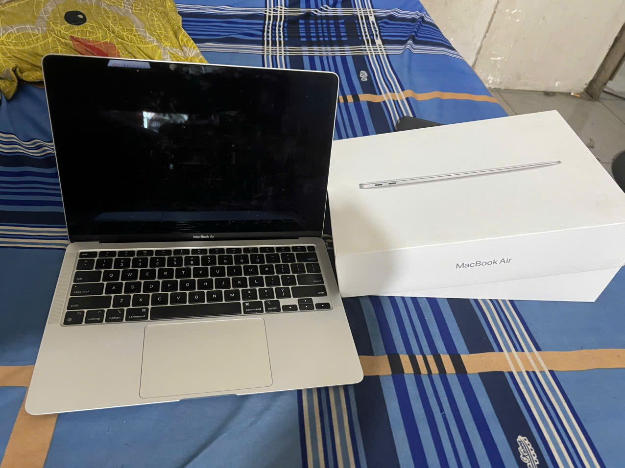 Apple MacBook Air M1 2020 13.3 inch 8GB/256GB Bạc